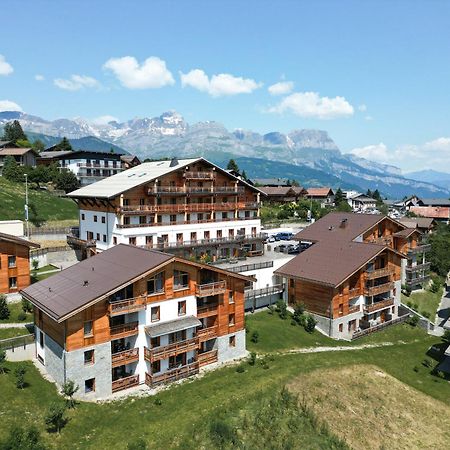 Terresens - Les Fermes Du Mont-Blanc Combloux Exterior foto